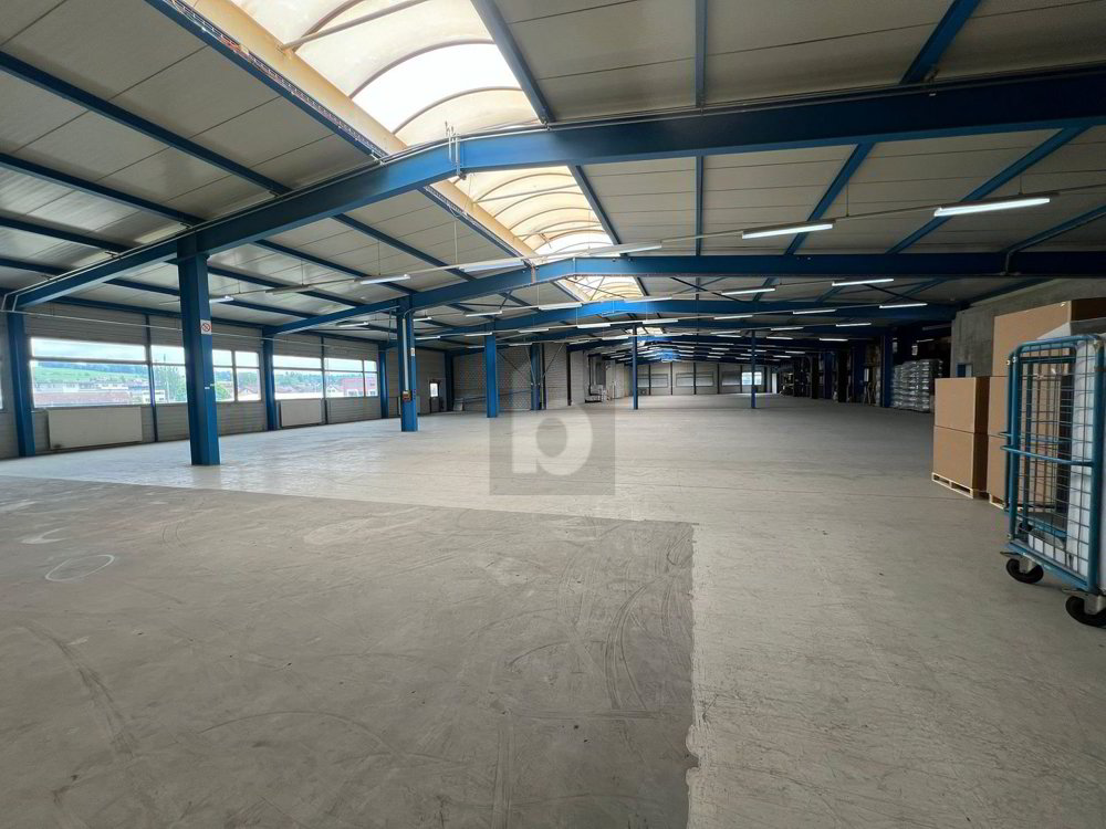 GROSSZÜGIG MIT VIEL LAGERPLATZ - Ansicht 2