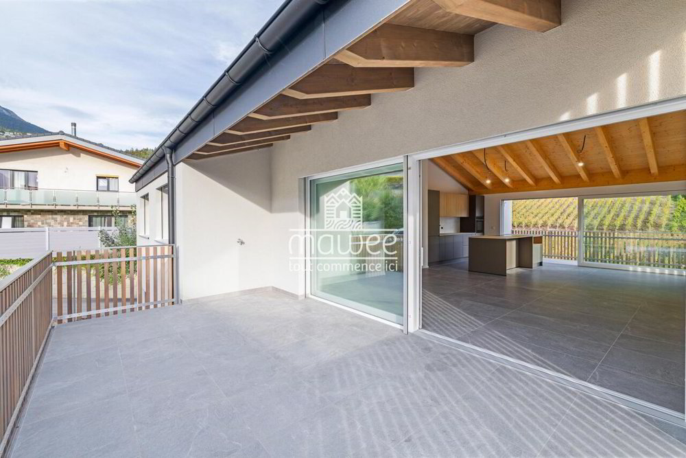 4 rooms Apartment to buy in Conthey - image 1/13