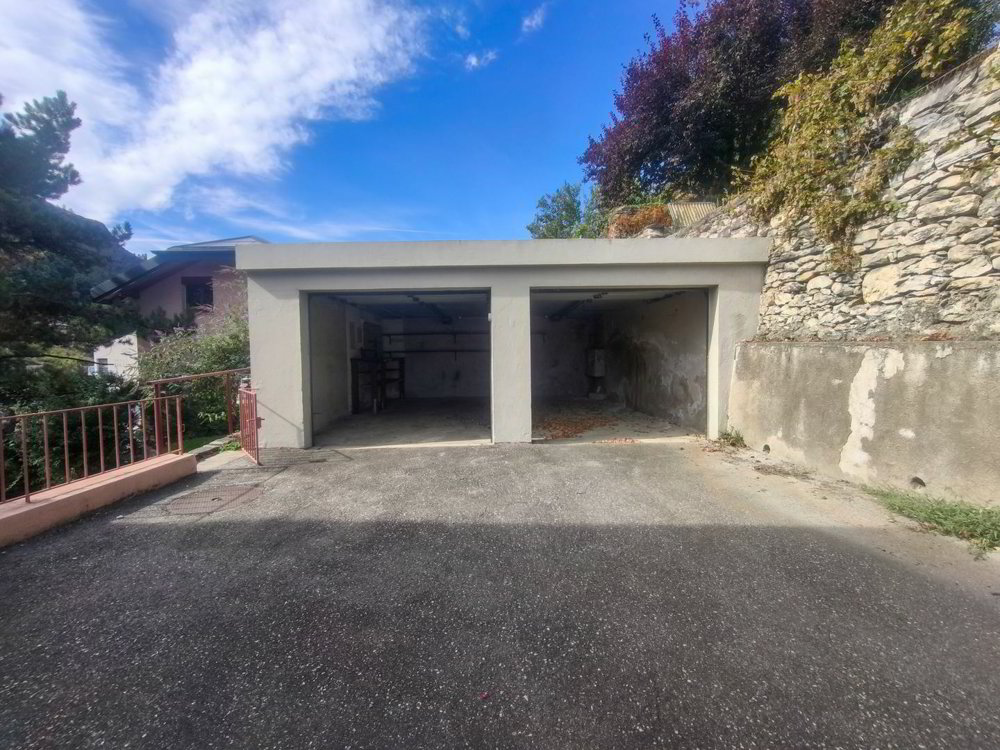 7 rooms House to buy in Sion - image 1/13