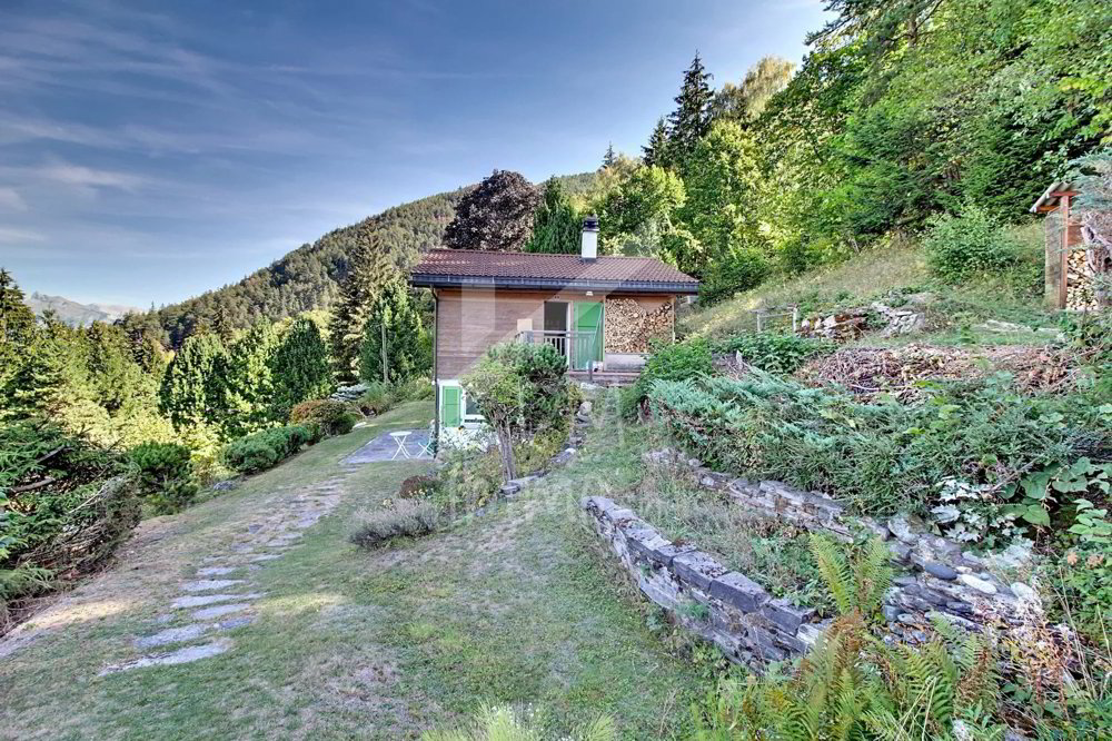 3 rooms House to buy in Saxon - image 1/13