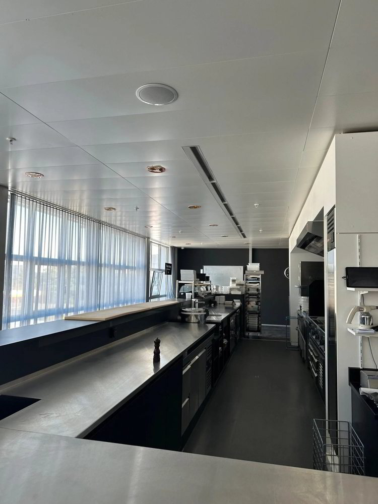 Commercial to rent in Thalwil - Mehr