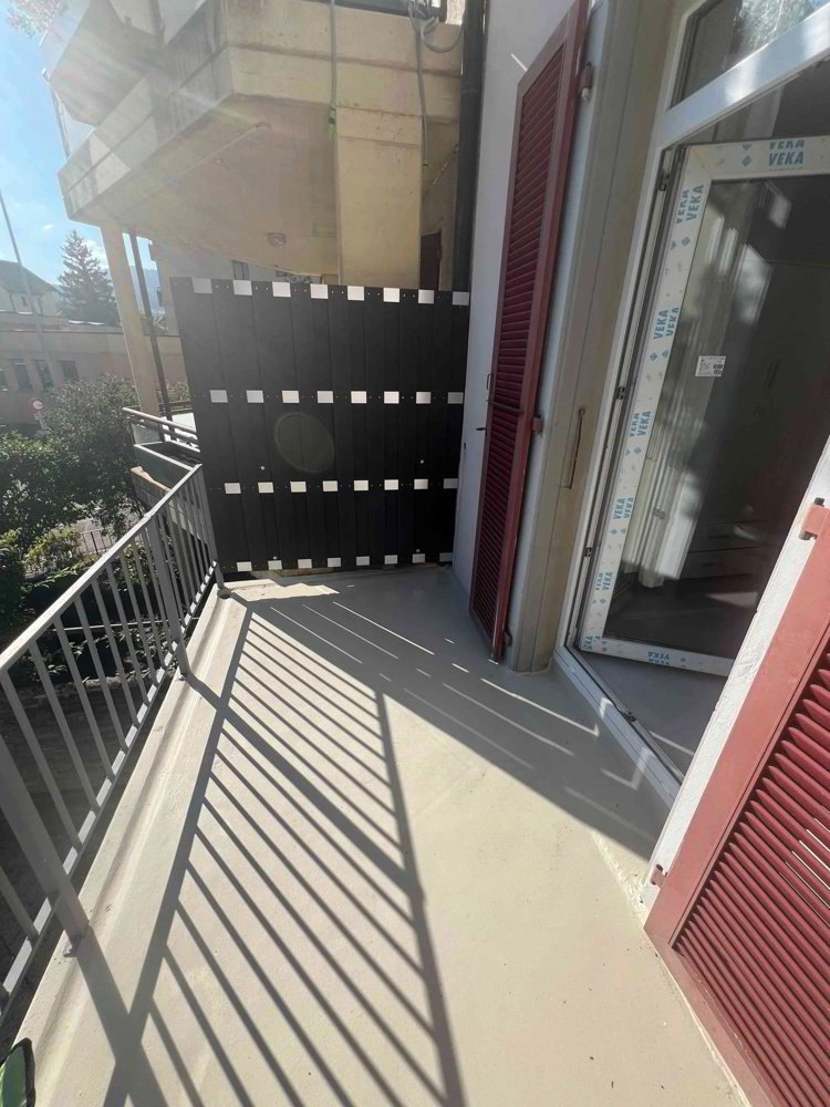 3 rooms Apartment for rent in Moutier - image 1/11