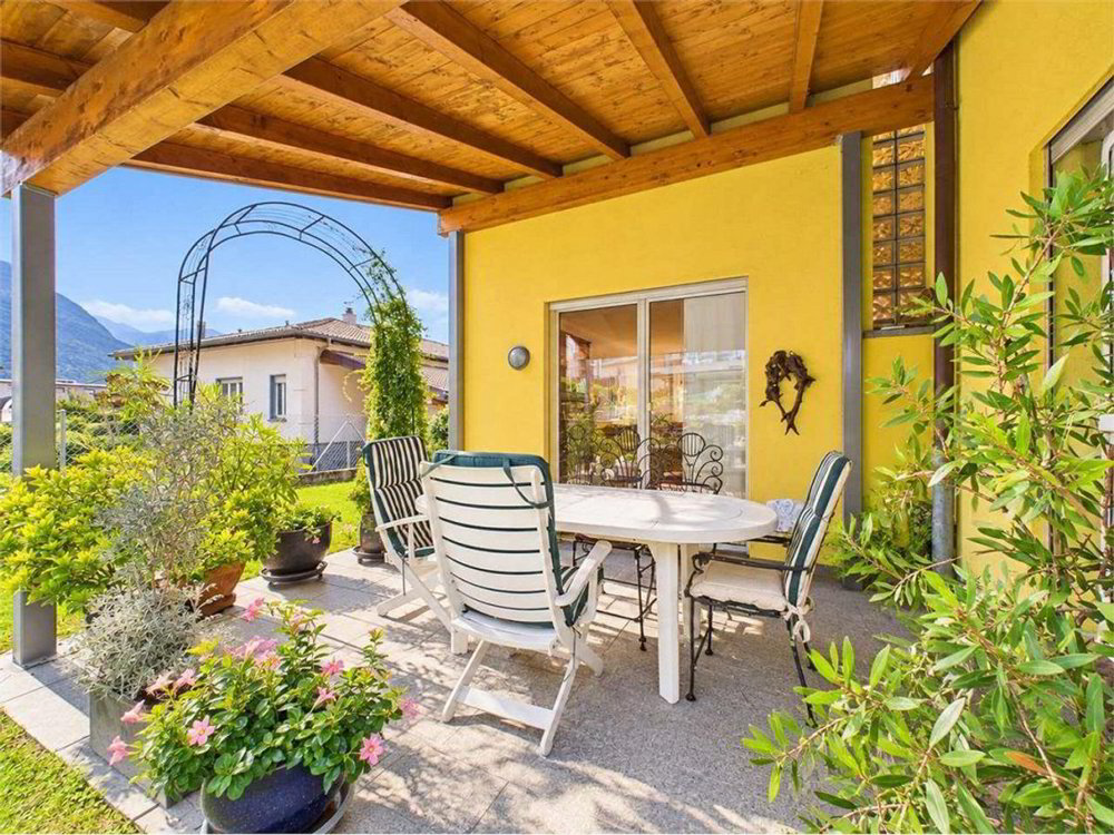 4.5 rooms House to buy in Arbedo - image 1/13