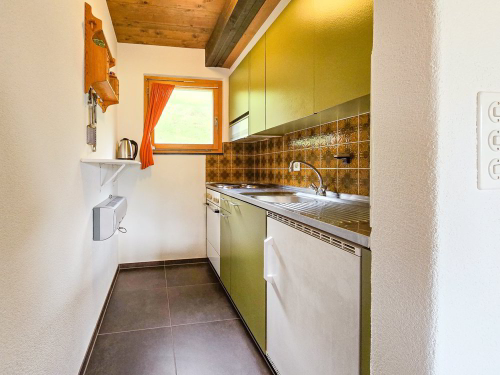 3 rooms House to buy in Frutigen - image 1/13