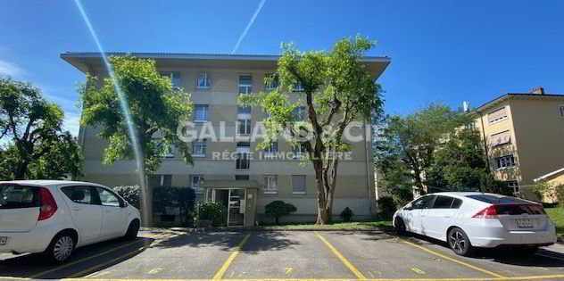 2 rooms Apartment for rent in Pully - image 1/3