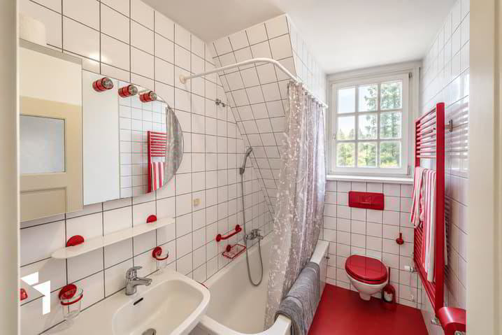 7.5 rooms House to buy in Bienne - image 1/13