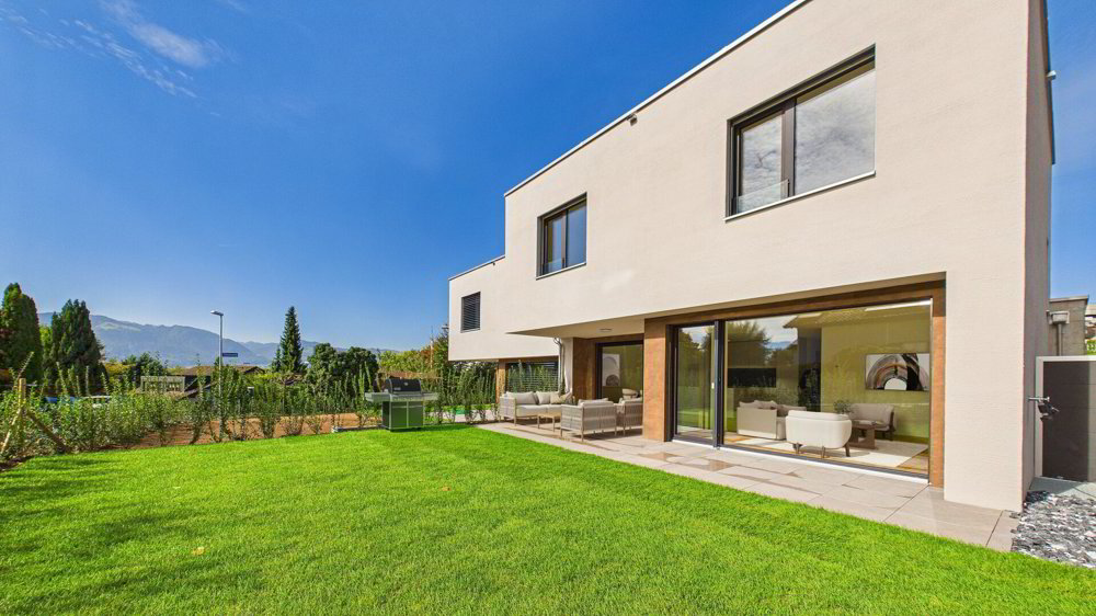 5.5 rooms House to buy in Uznach - image 1/10