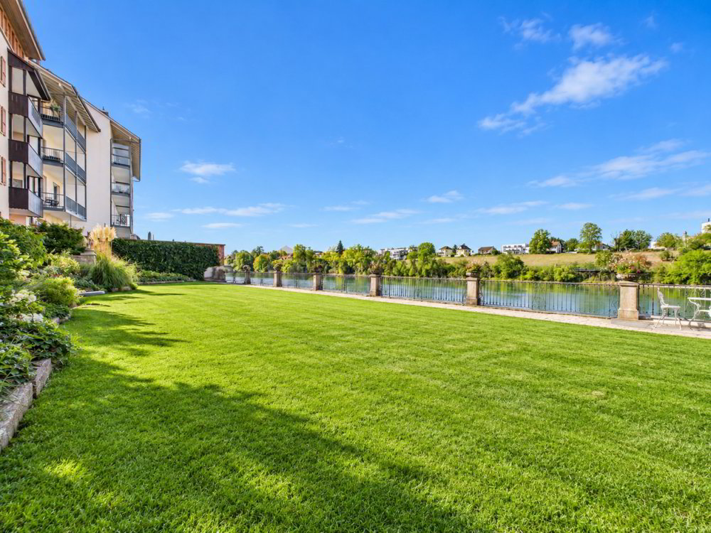 3.5 rooms Apartment to buy in Rheinfelden - image 1/10