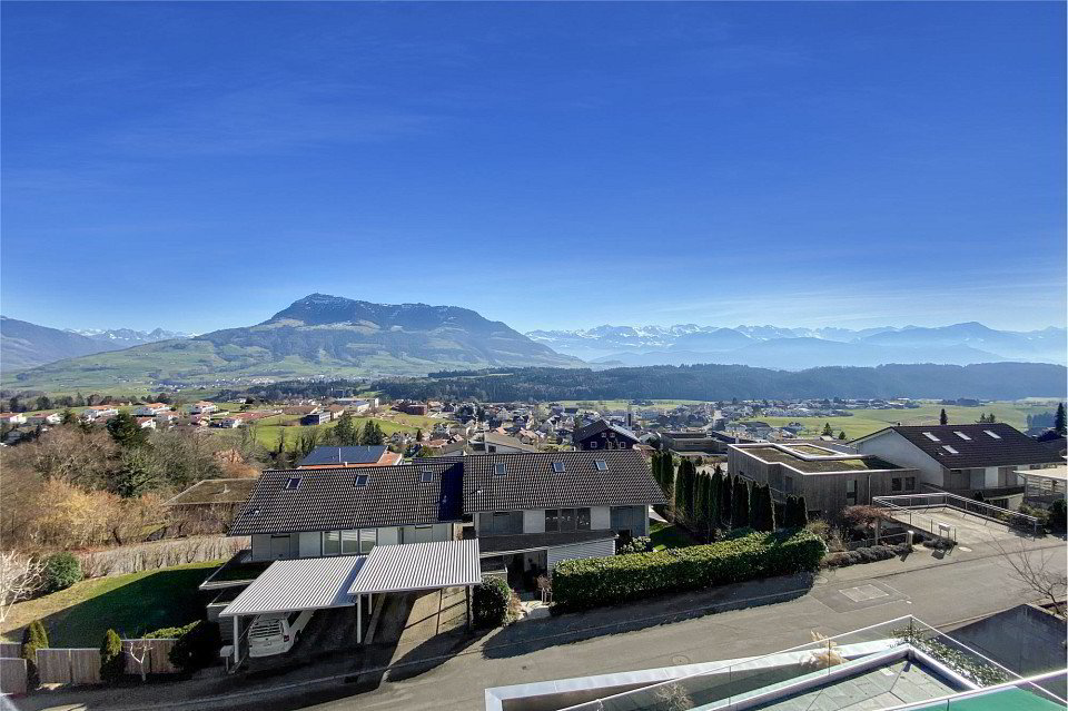 Exklusive und luxuriös möblierte Terrassenwohnung mit fantastischem Aussenbereich und Traumsicht - Ansicht 2