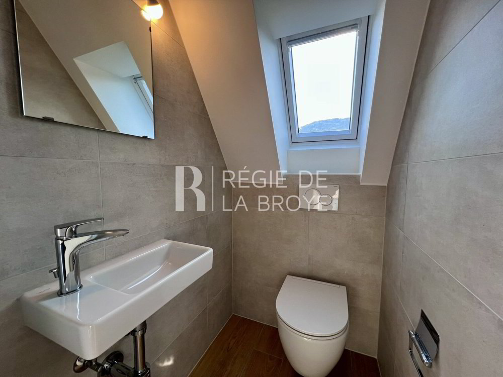 4.5 rooms House for rent in Cheyres - image 1/17