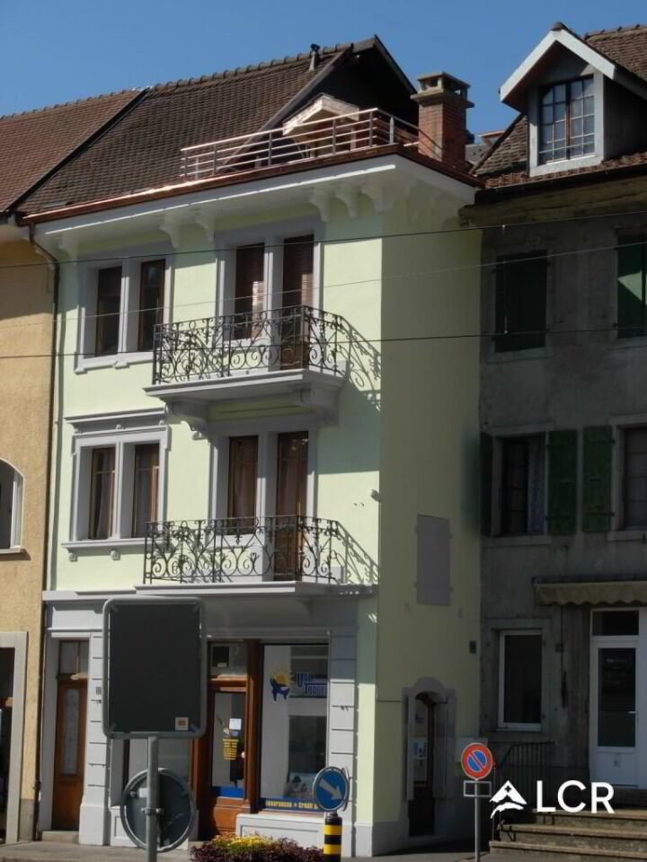 Bel immeuble de rendement / 5 appartements / 2 locaux