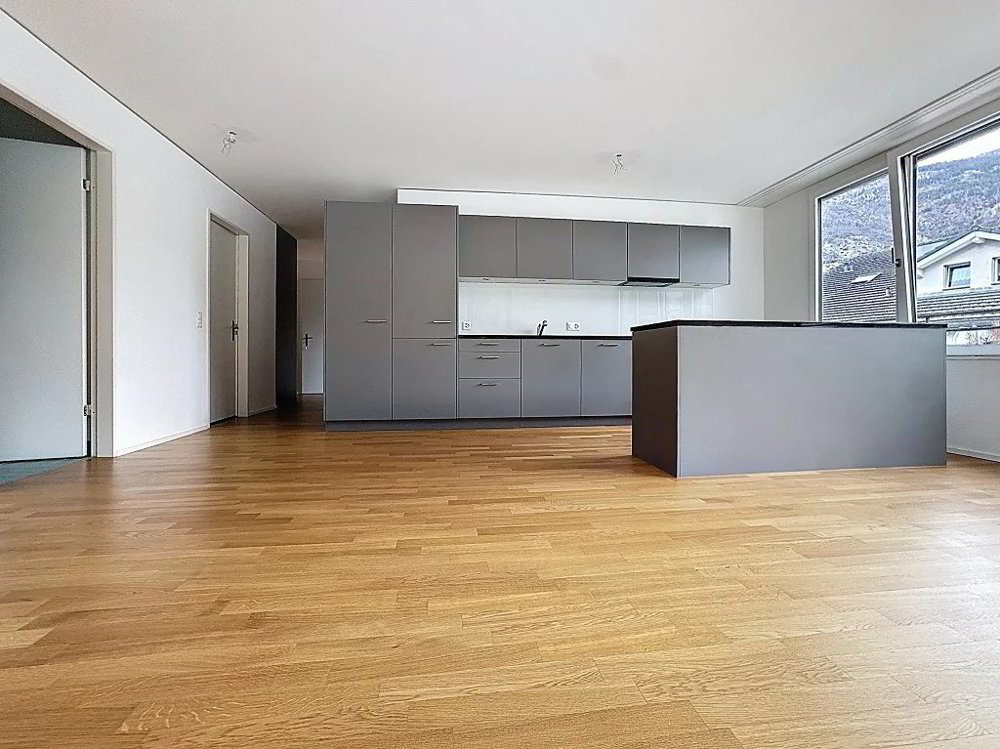 4 rooms Apartment for rent in Visp - image 1/13