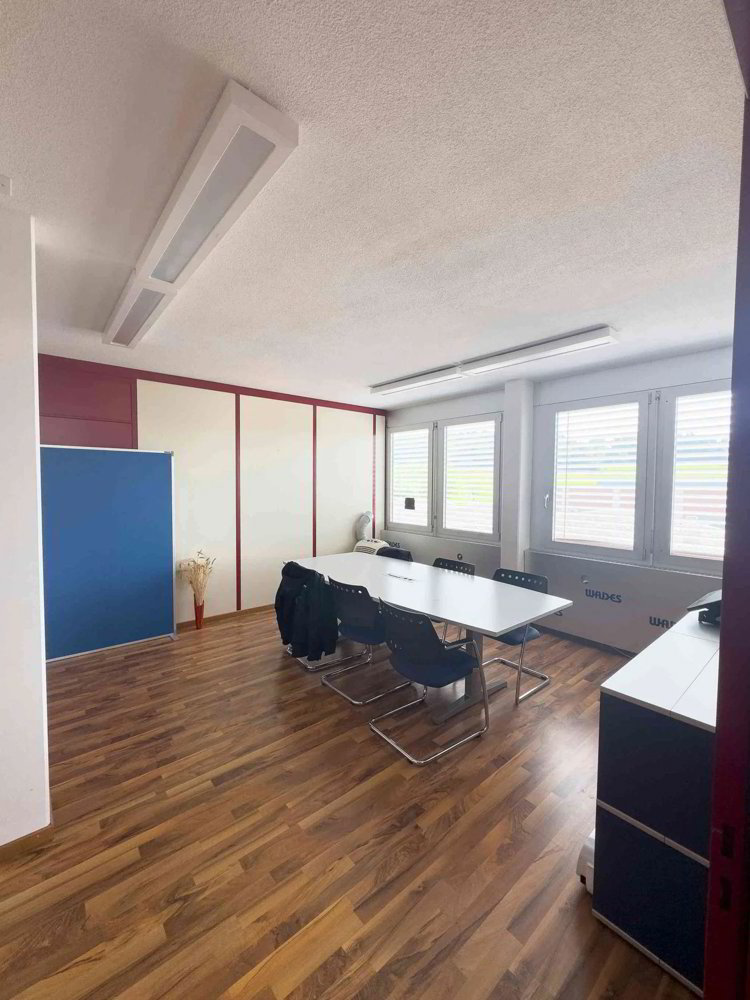 Büroflächen und Parkplätze zu vermieten - Ansicht 4