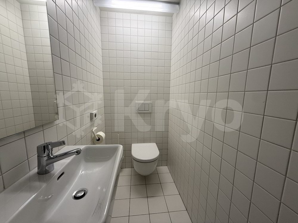 null rooms Office & Commercial for rent in Lausanne - image 1/11