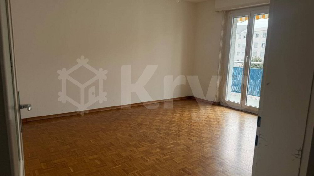 2 rooms Apartment for rent in Renens VD - image 1/4