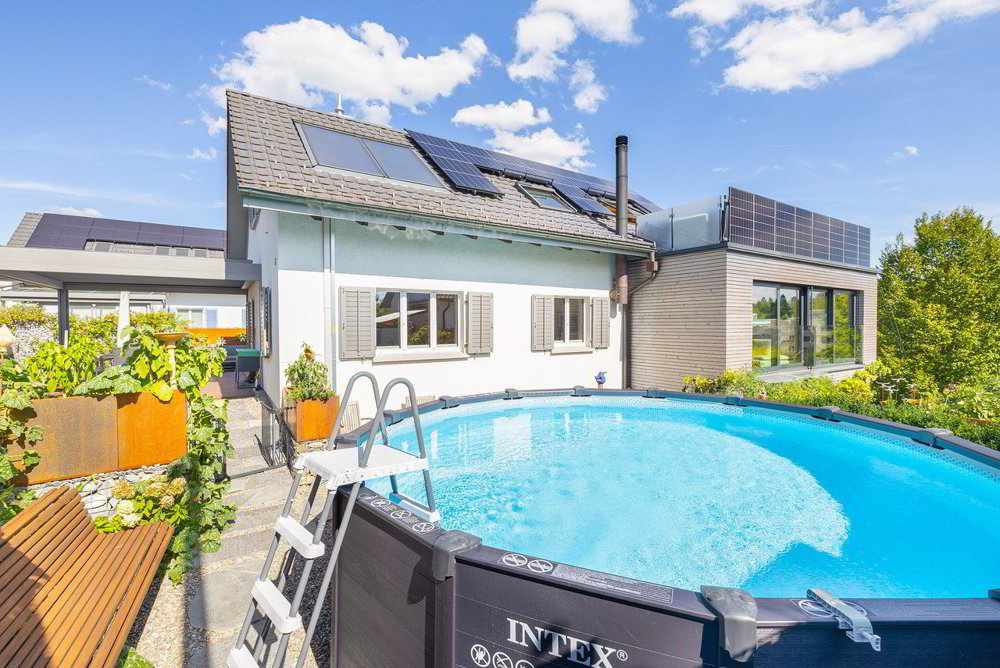 5 rooms House to buy in Uster - image 1/13