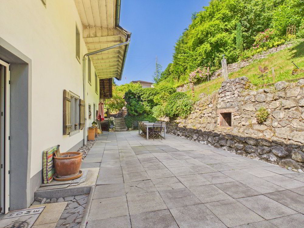 Freistehendes Zuhause mit Charme und Entwicklungspotenzial - Ansicht 2
