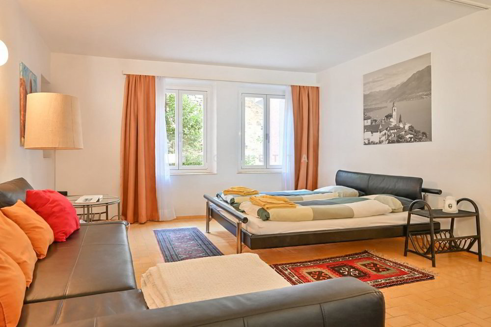 Maison 9 pièces à acheter à Ronco sopra Ascona - image 1/13
