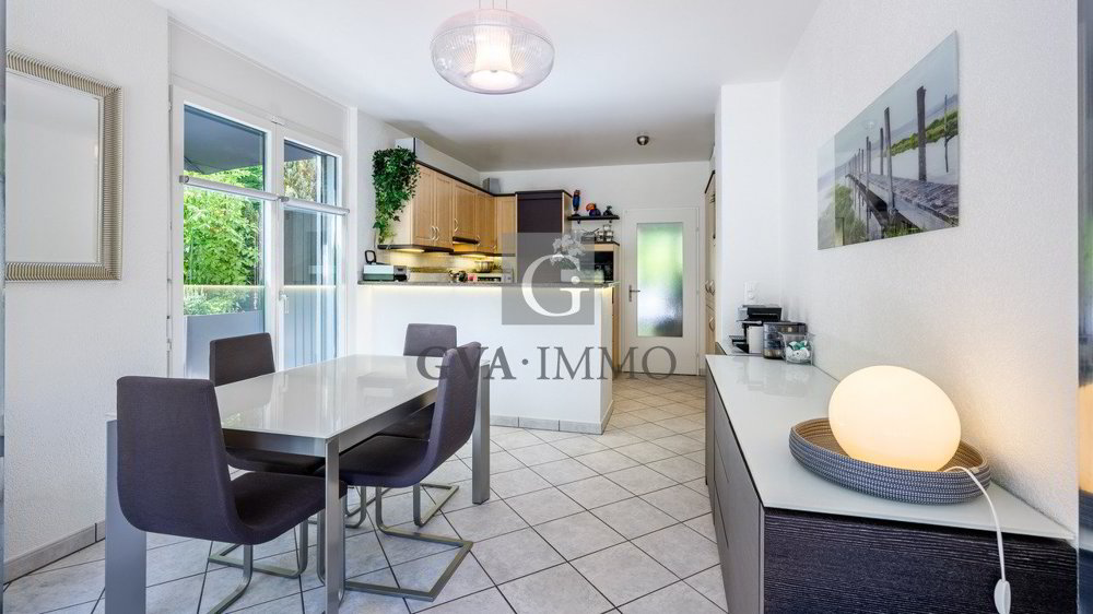 4 rooms Apartment to buy in Vésenaz - image 1/2