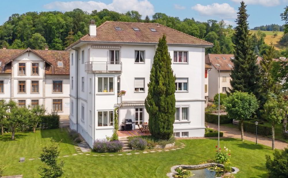 Spannendes Projekt aus Mehrfamilienhaus und grossem Gartenanteil als Baulandreserve