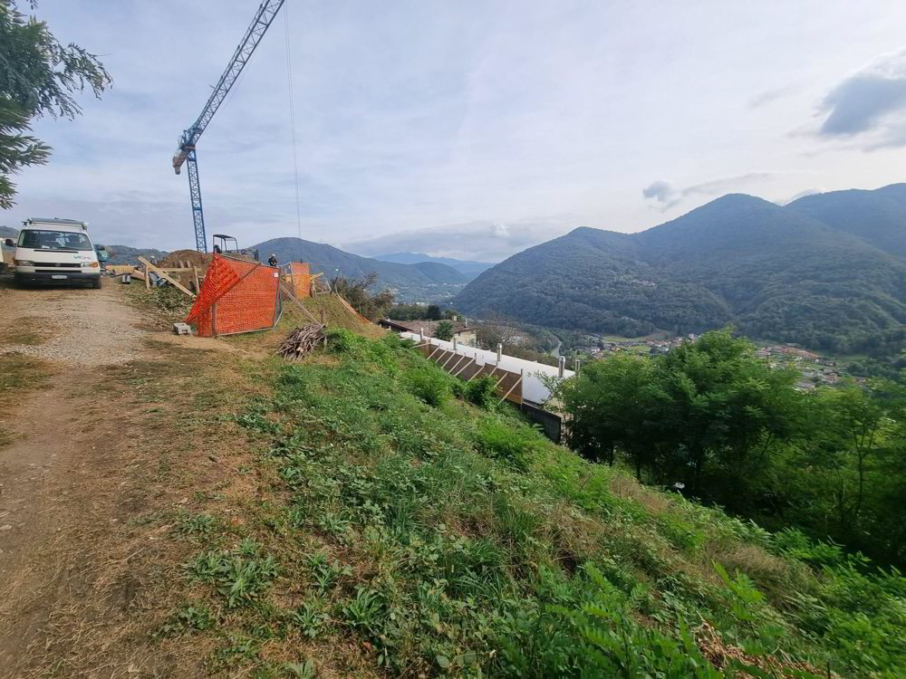 TERRENO EDIFICABILE DI 2567 MQ CON VISTA APERTA A MONTEGGIO