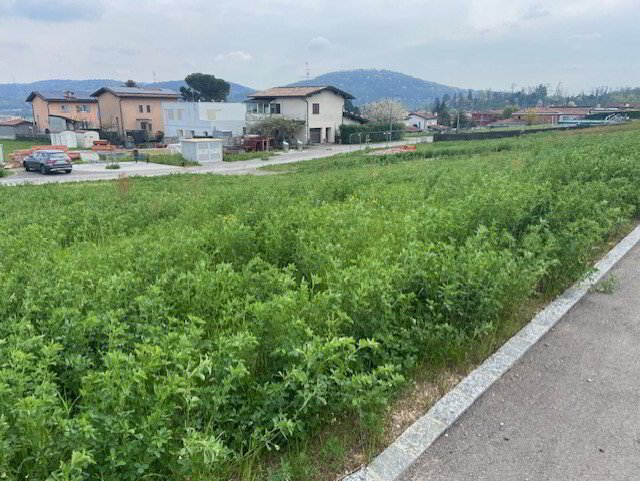 TERRENO DI 600 MQ CON LICENZA PER UNA VILLA A STABIO - Ansicht 4