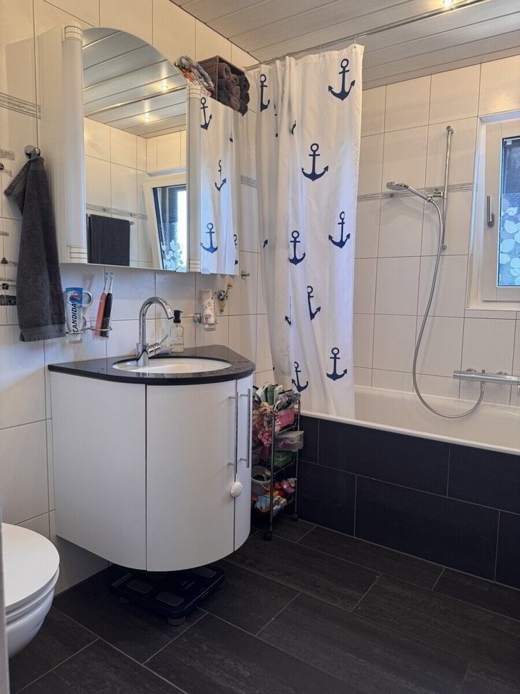 6 rooms Apartment to buy in Thun - image 1/13