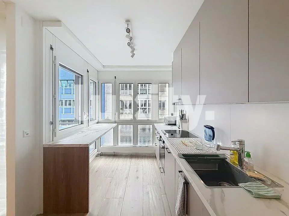 4 rooms Apartment for rent in Ginevra - image 1/7
