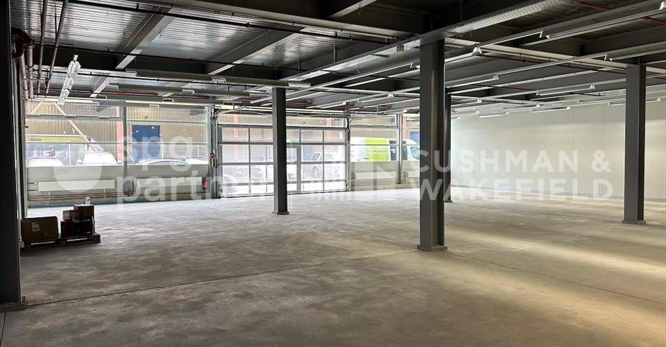 Ateliers et bureaux Plug & Play dans une zone stratégique - Champ Colin - Mehr