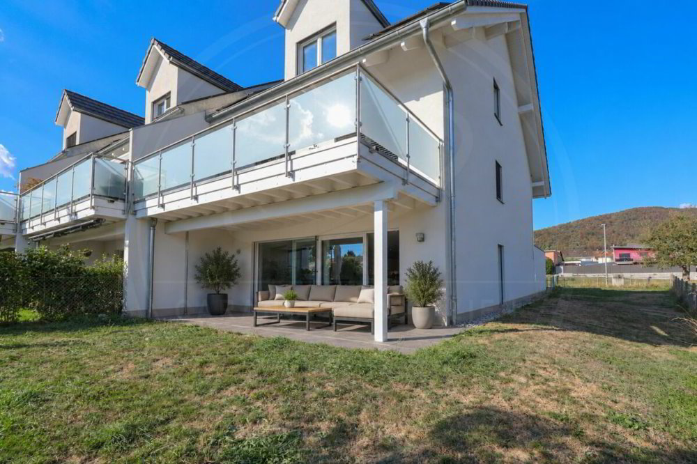 6 rooms House to buy in Stüsslingen - image 1/12