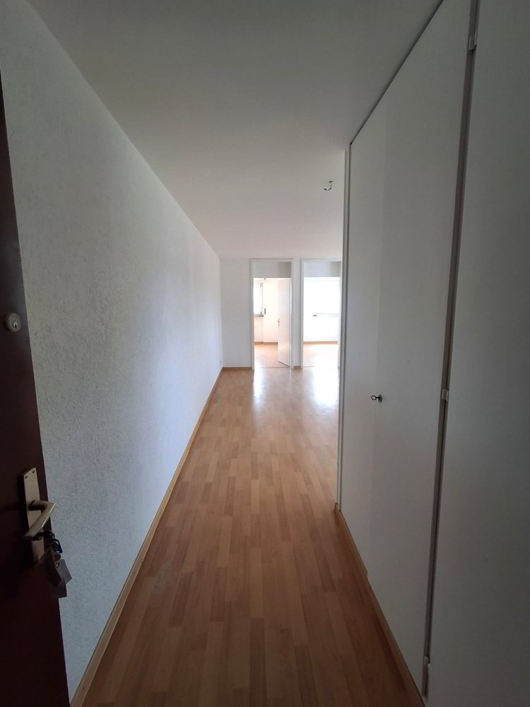 2 Zimmer Wohnung zu vermieten in La Chaux-de-Fonds - Bild 1/5
