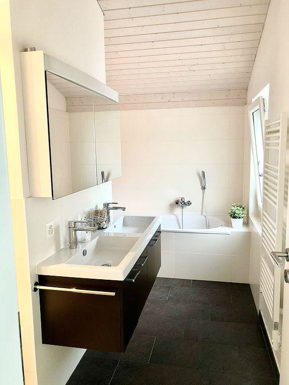 5 rooms House for rent in Commugny - image 1/8