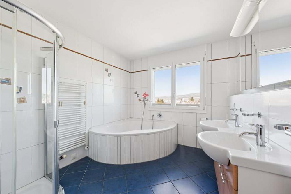 5 rooms House to buy in Oberkirch LU - image 1/13