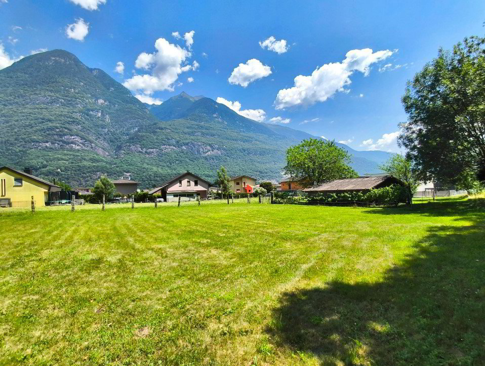 Terreno pianeggiante con ampio potenziale edificatorio - Ansicht 2