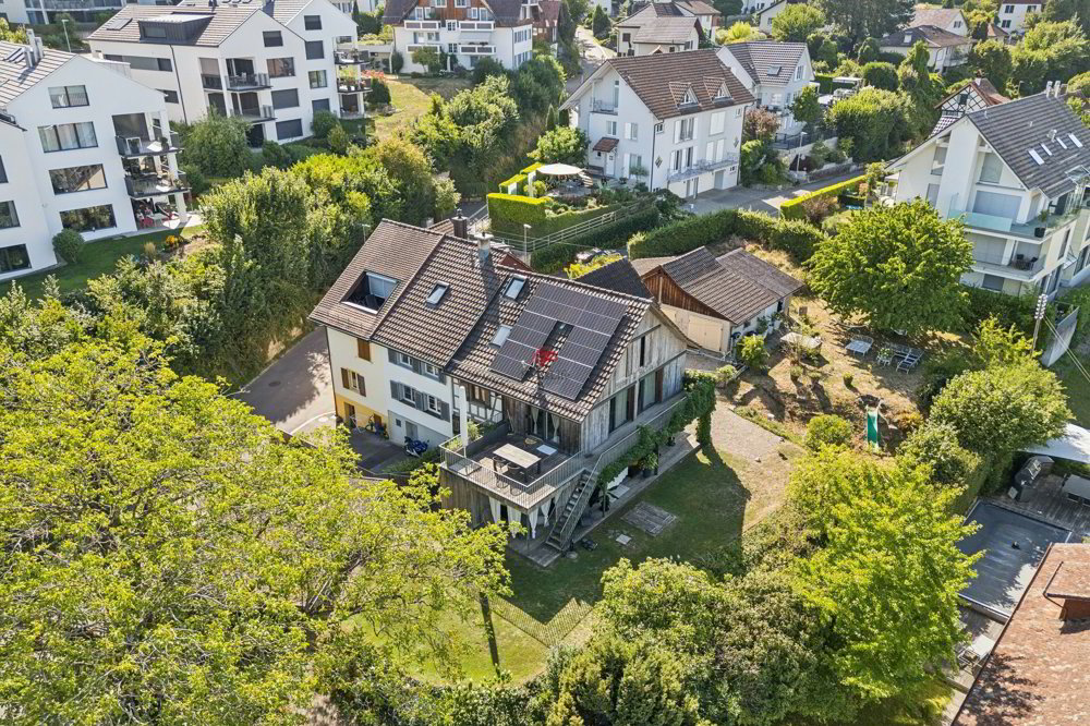 4 rooms House to buy in Salenstein - image 1/13