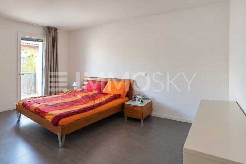 3 rooms Apartment to buy in Pedrinate - image 1/3