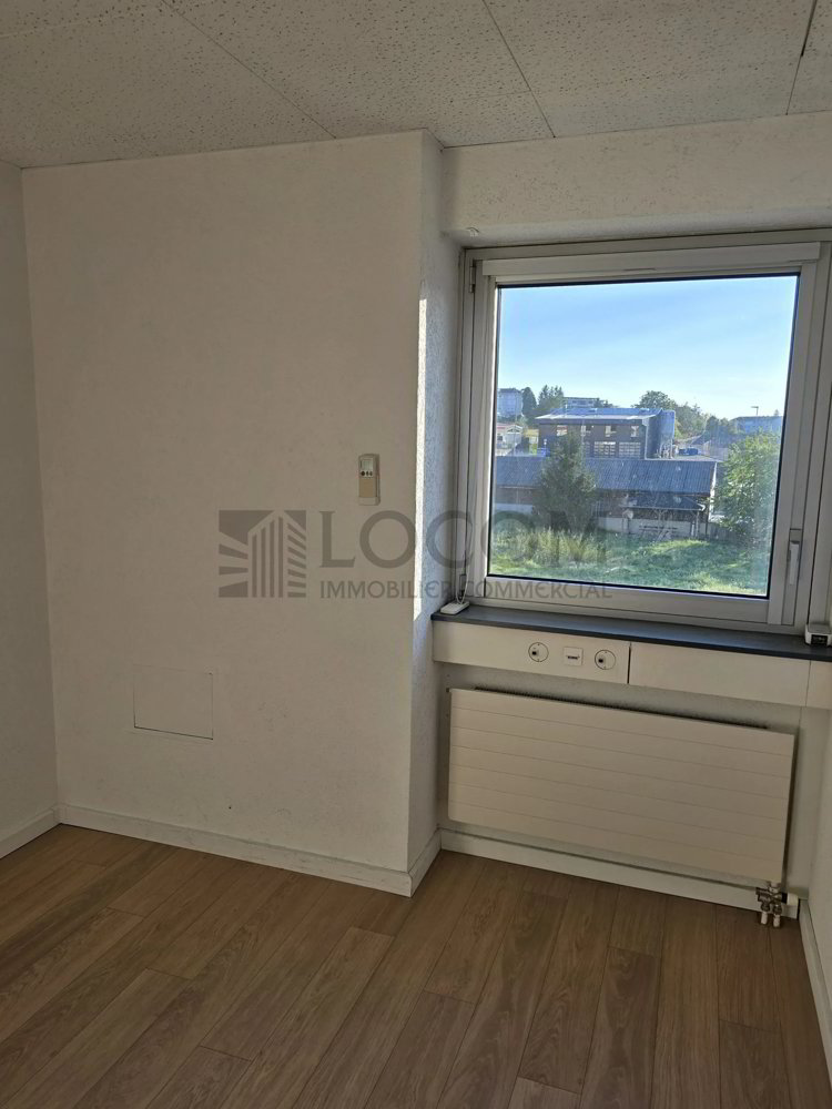 Helles Büro zur Miete in Préverenges, Schweiz - Ansicht 3