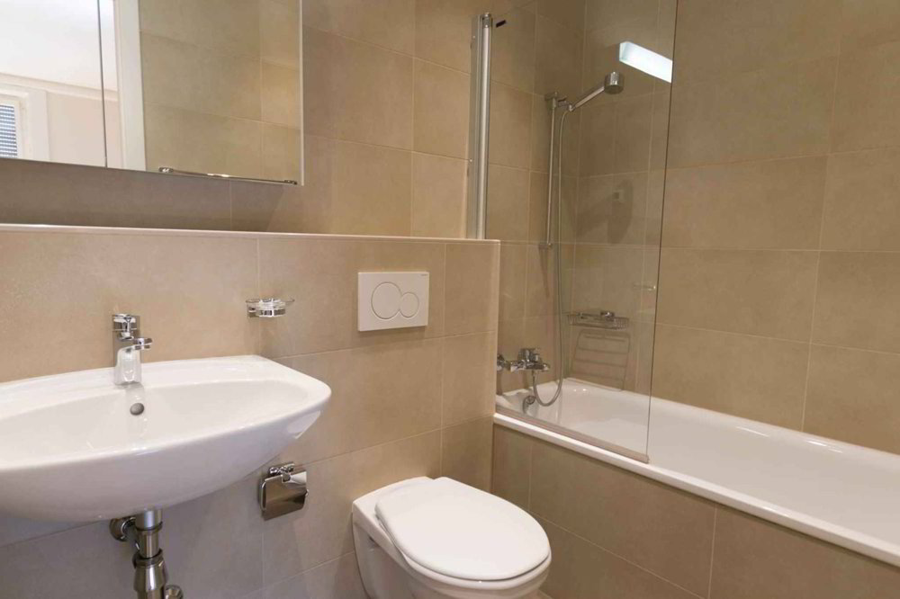 5 rooms Apartment for rent in Genf - image 1/9