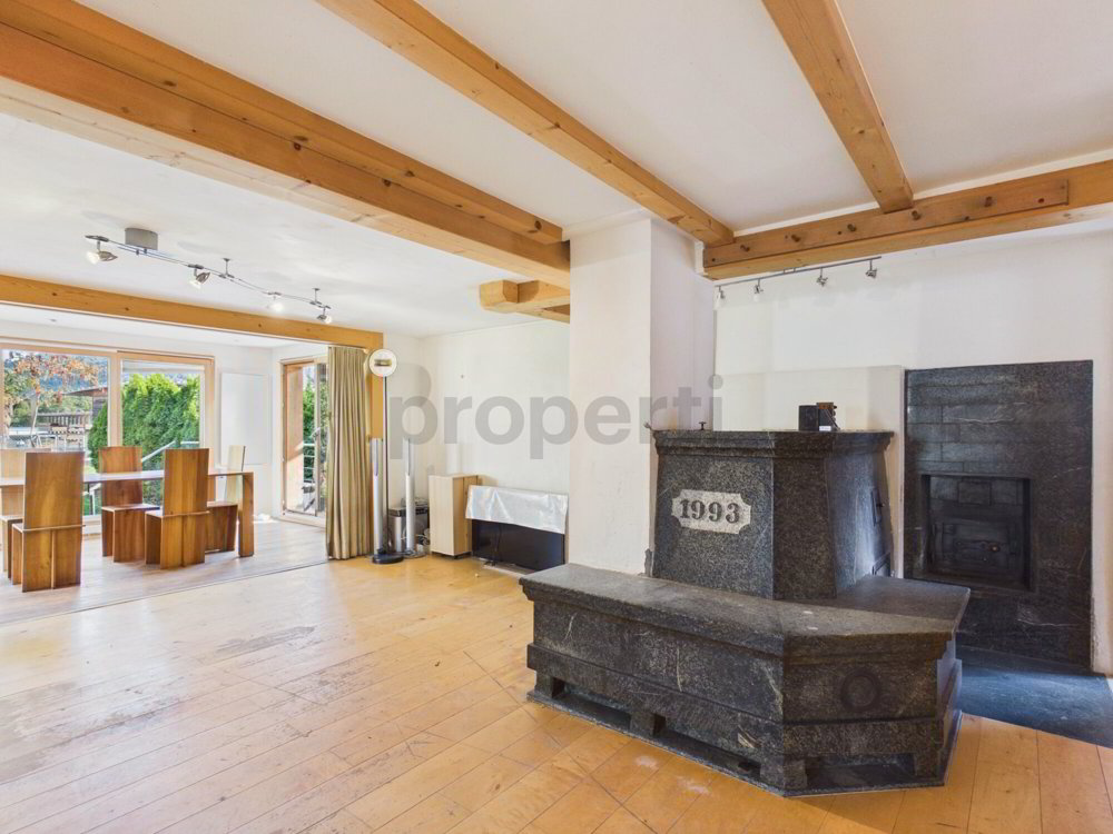 Immeuble d'habitation de 10 pièces en vente à Trun - 212 m²