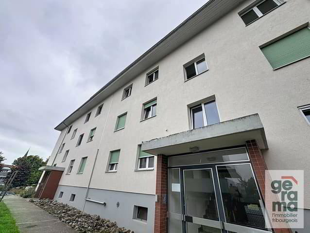 4.5 rooms Apartment for rent in Farvagny-le-Grand - image 1/7