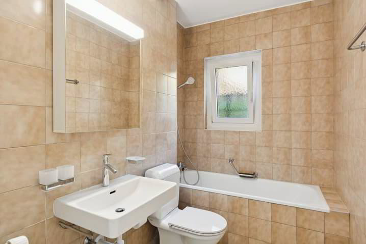 Appartamento di 2.5 locali in affitto a Neuchâtel - immagine 1/10