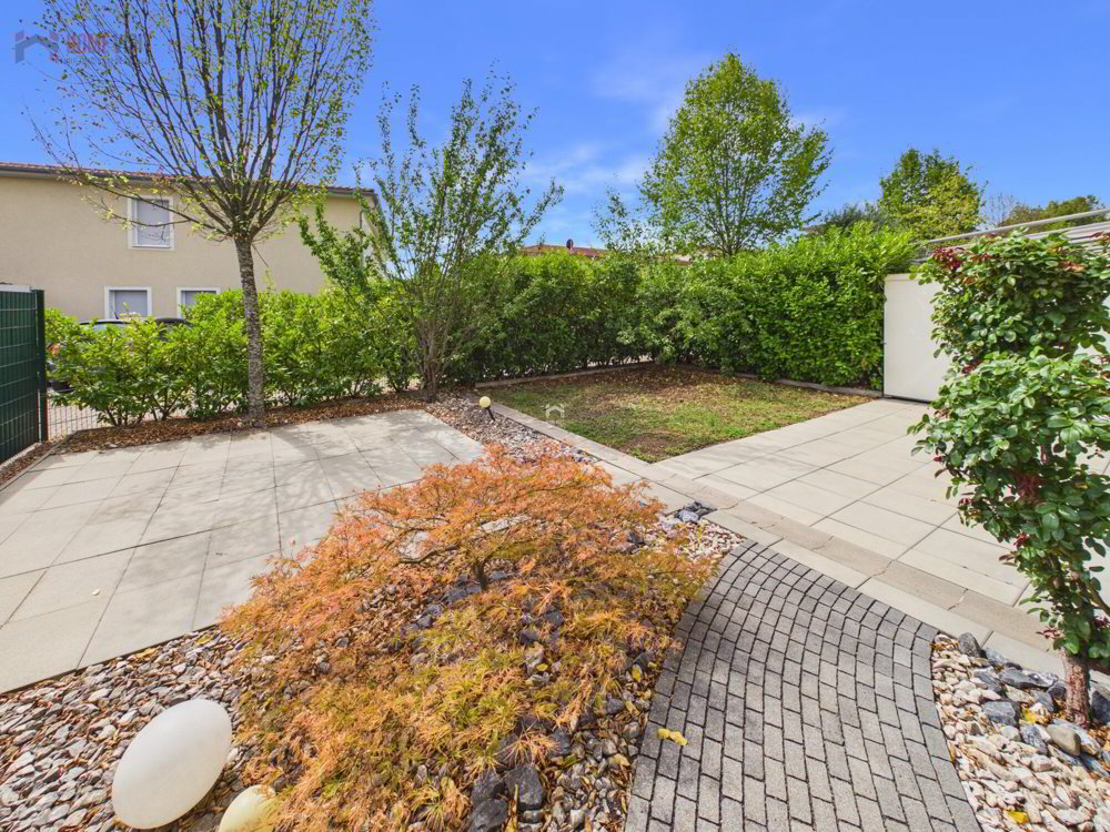 Casa di 5.5 locali in vendita a Rheinfelden - immagine 1/23