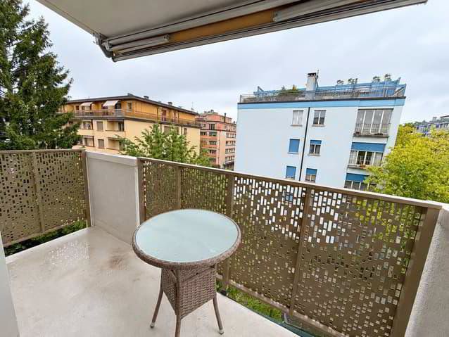 2 rooms Apartment for rent in Lausanne - image 1/5