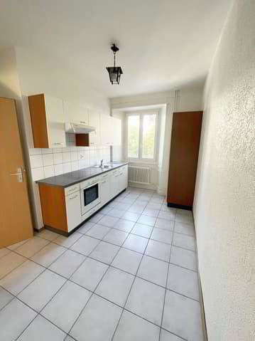 Wohnung – La Chaux-de-Fonds - Mehr