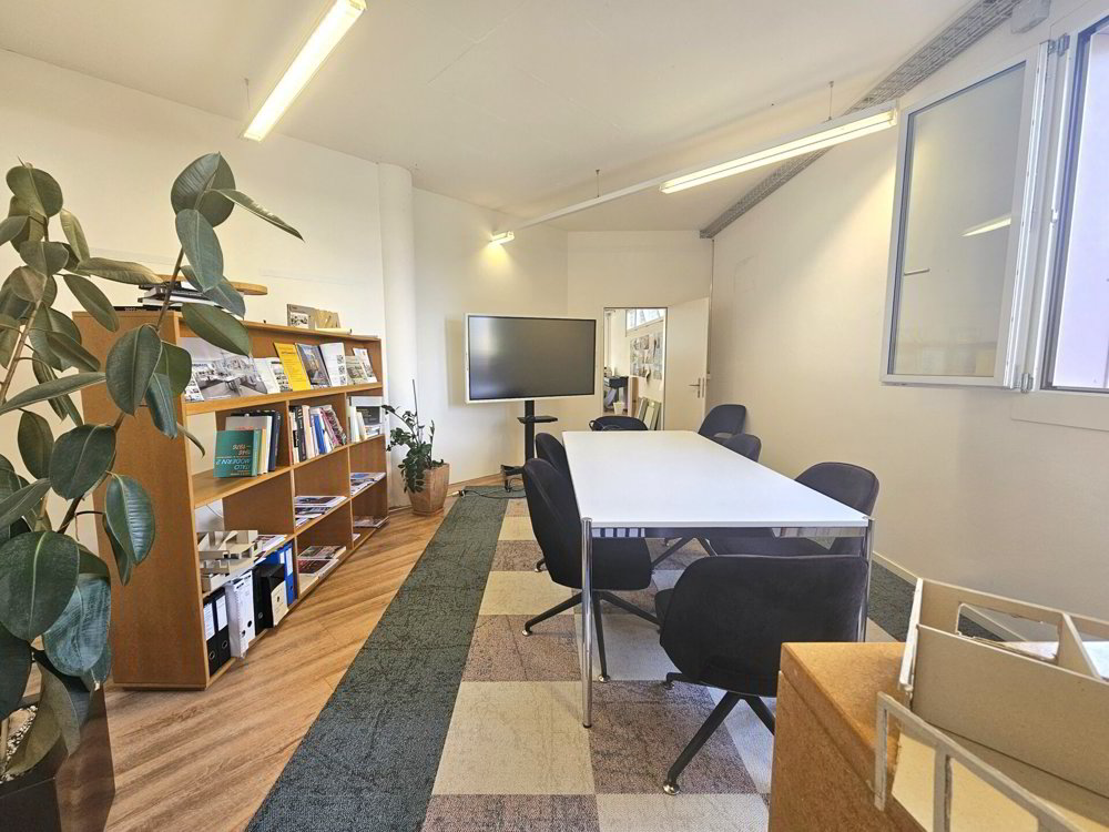 null rooms Office & Commercial for rent in Suhr - image 1/2