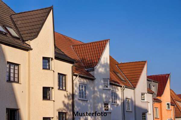 *Maison de 4 appartements et restaurant*
