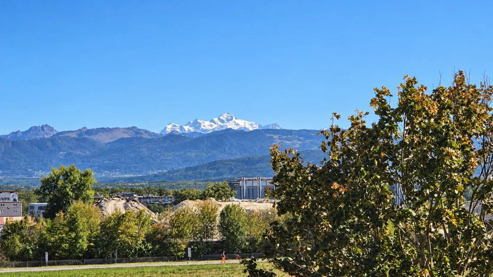 4 rooms Apartment to buy in Gland - image 1/12