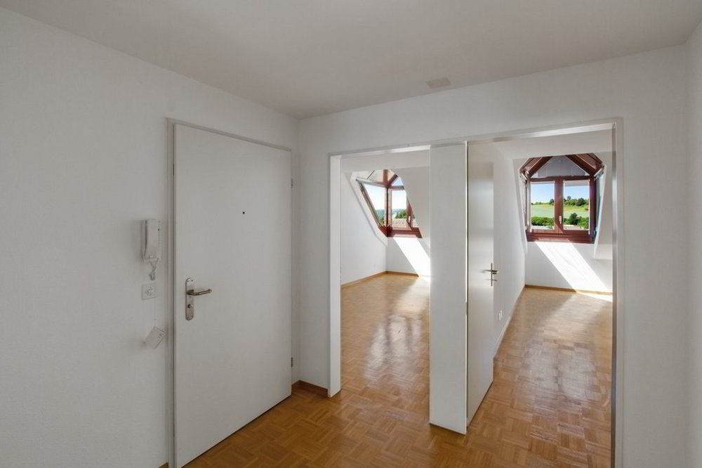 4 rooms Apartment for rent in Giebenach - image 1/8