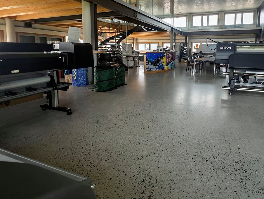 Vielseitige Gewerbefläche in Jegenstorf: Heller Showroom mit ca. 238 m² - Mehr