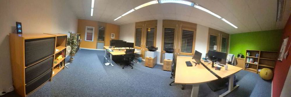 6 rooms Office & Commercial for rent in Bussigny - image 1/13